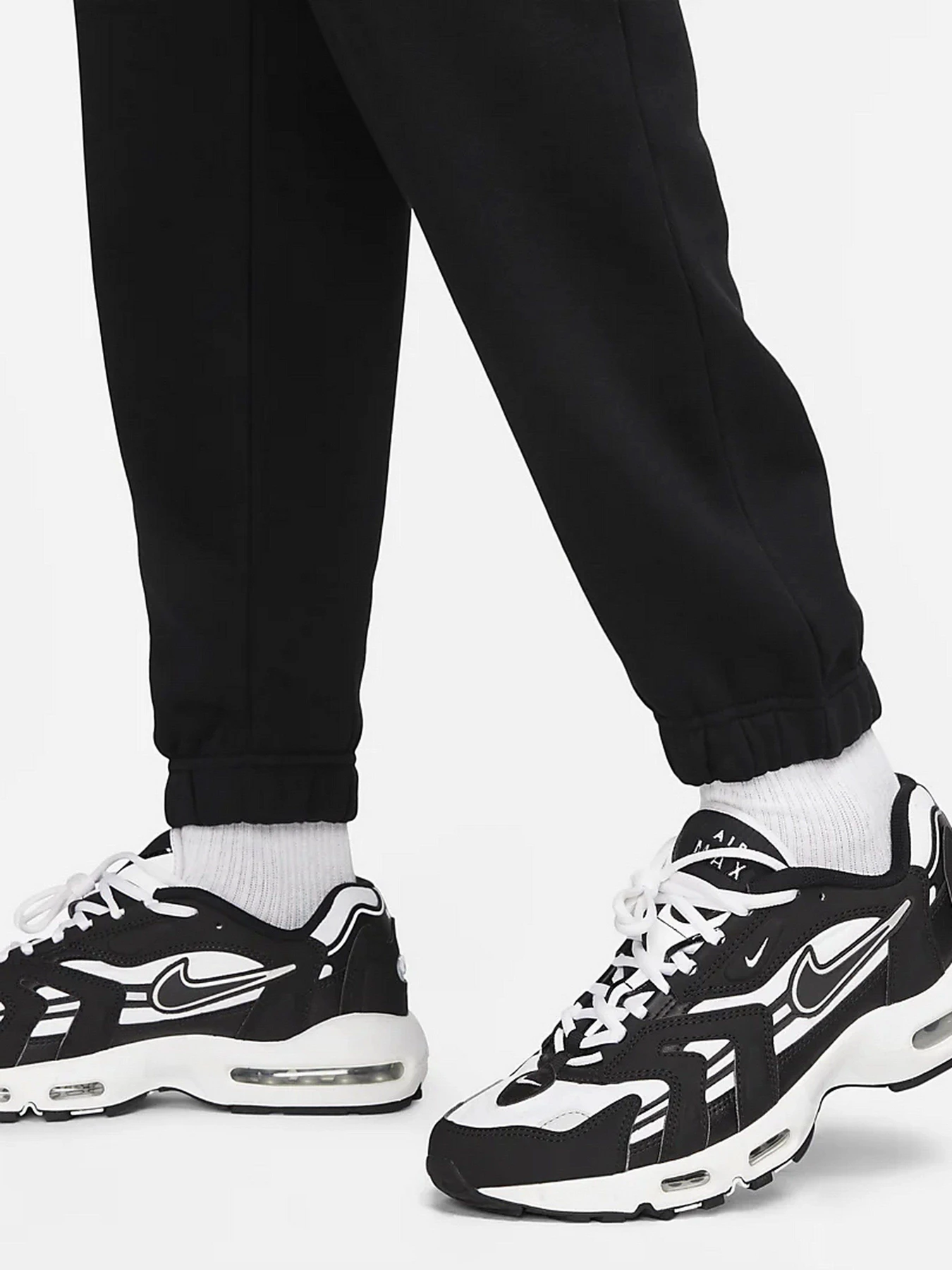 Брюки NIKE Club Fleece+ модель DX0547-010 Фото