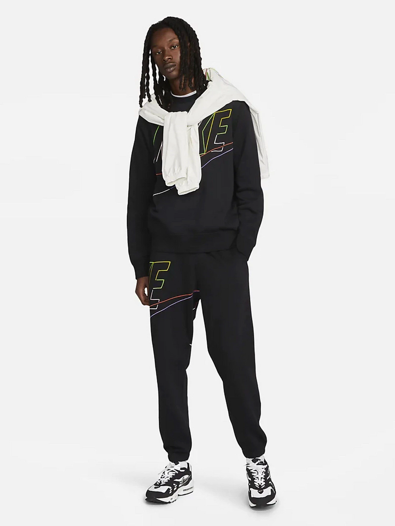 Брюки NIKE Club Fleece+ модель DX0547-010 Фото
