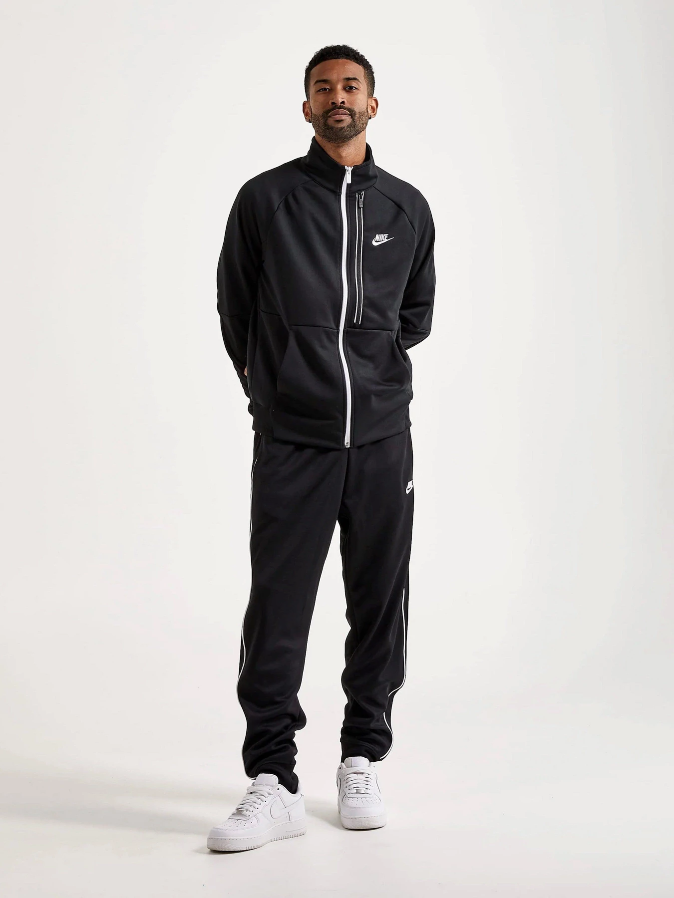 Брюки NIKE M NK CLUB PK PANT модель DX0615-010 Фото