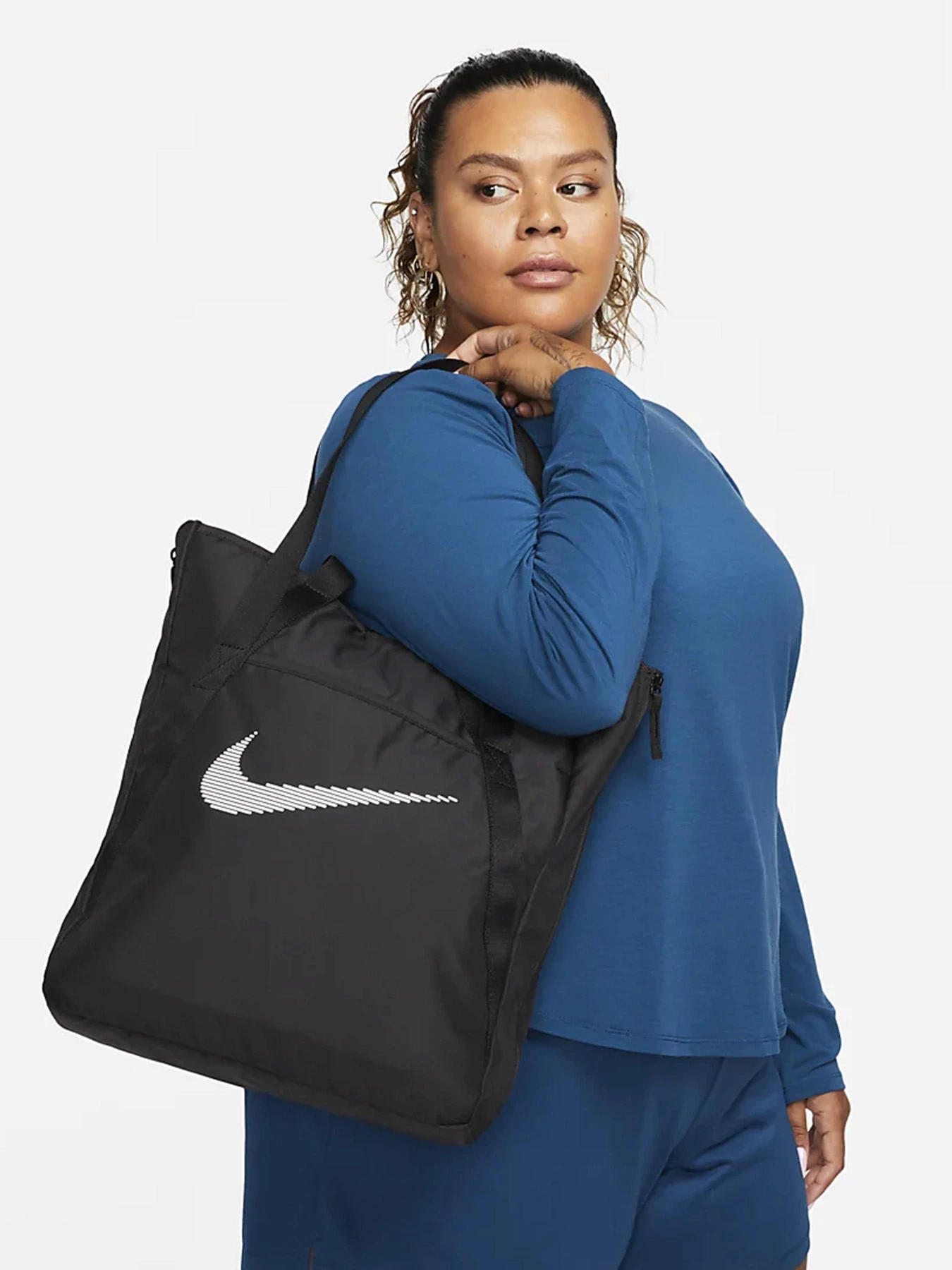 Сумки NIKE GYM TOTE модель DR7217-010 Фото