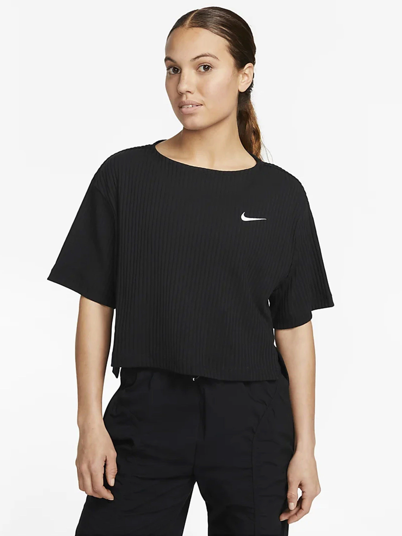 Футболки і поло NIKE Sportswear модель DV7870-010 Футболки і поло NIKE Sportswear модель DV7870-010 Фото