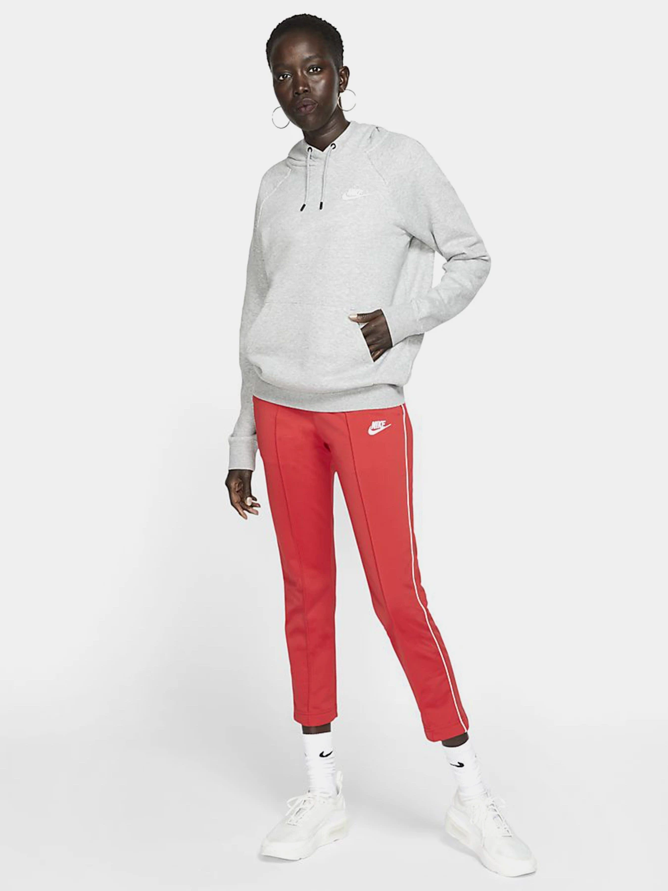 Худи и свитшоты NIKE Sportswear Essential модель BV4124-063 Худи и свитшоты NIKE Sportswear Essential модель BV4124-063 Фото
