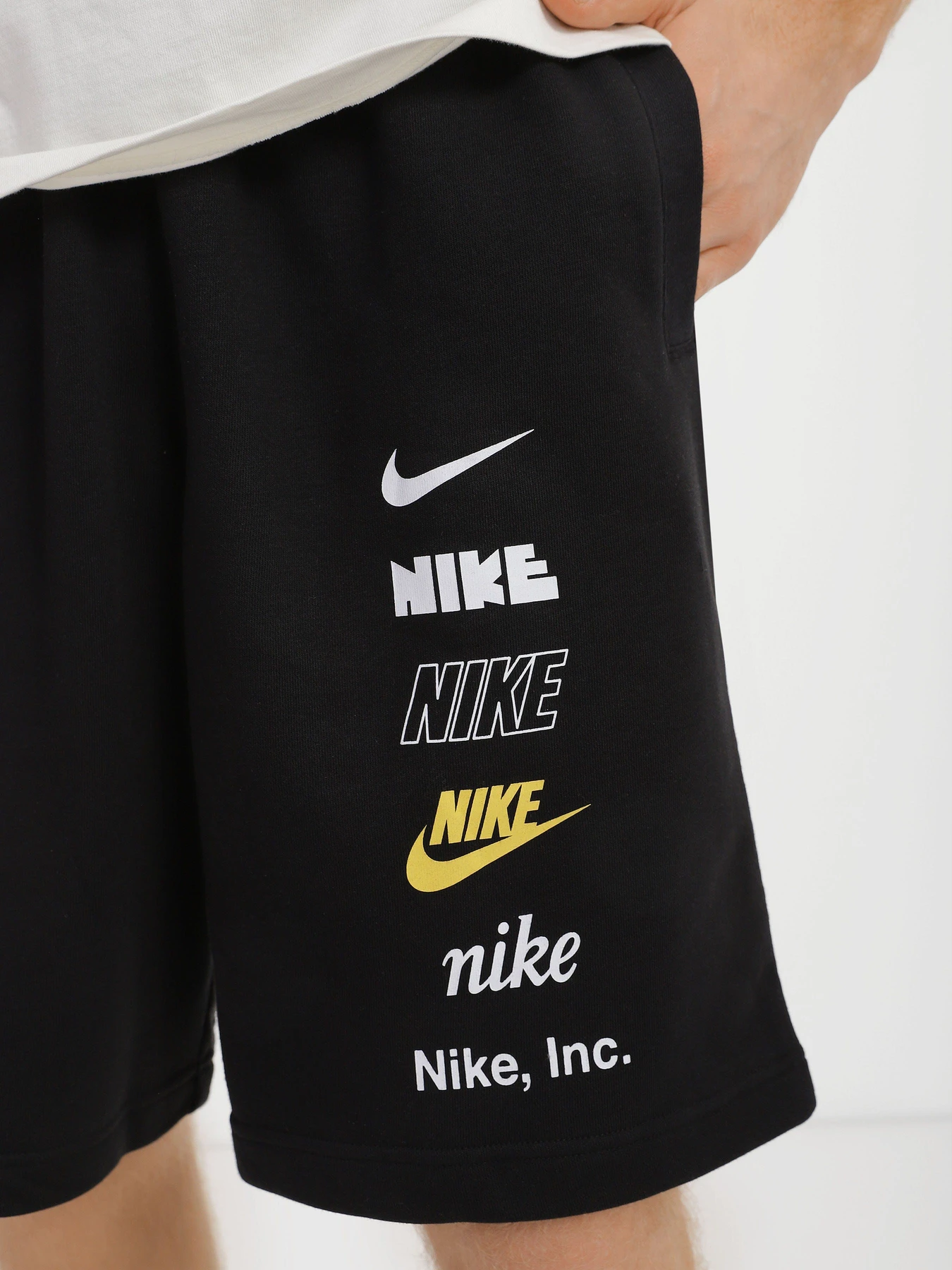 Шорти NIKE Club Fleece модель FB8830-010 Шорти NIKE Club Fleece модель FB8830-010 Фото
