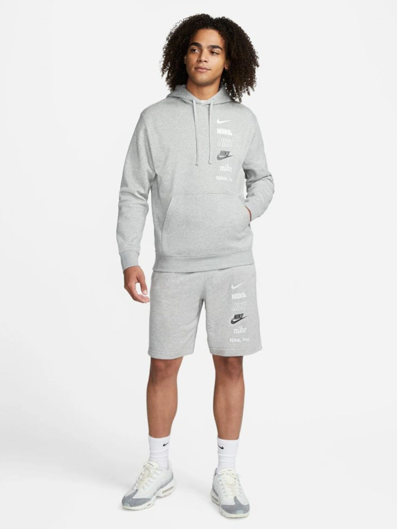 Шорти NIKE Club Fleece модель FB8830-063 Шорти NIKE Club Fleece модель FB8830-063 Фото