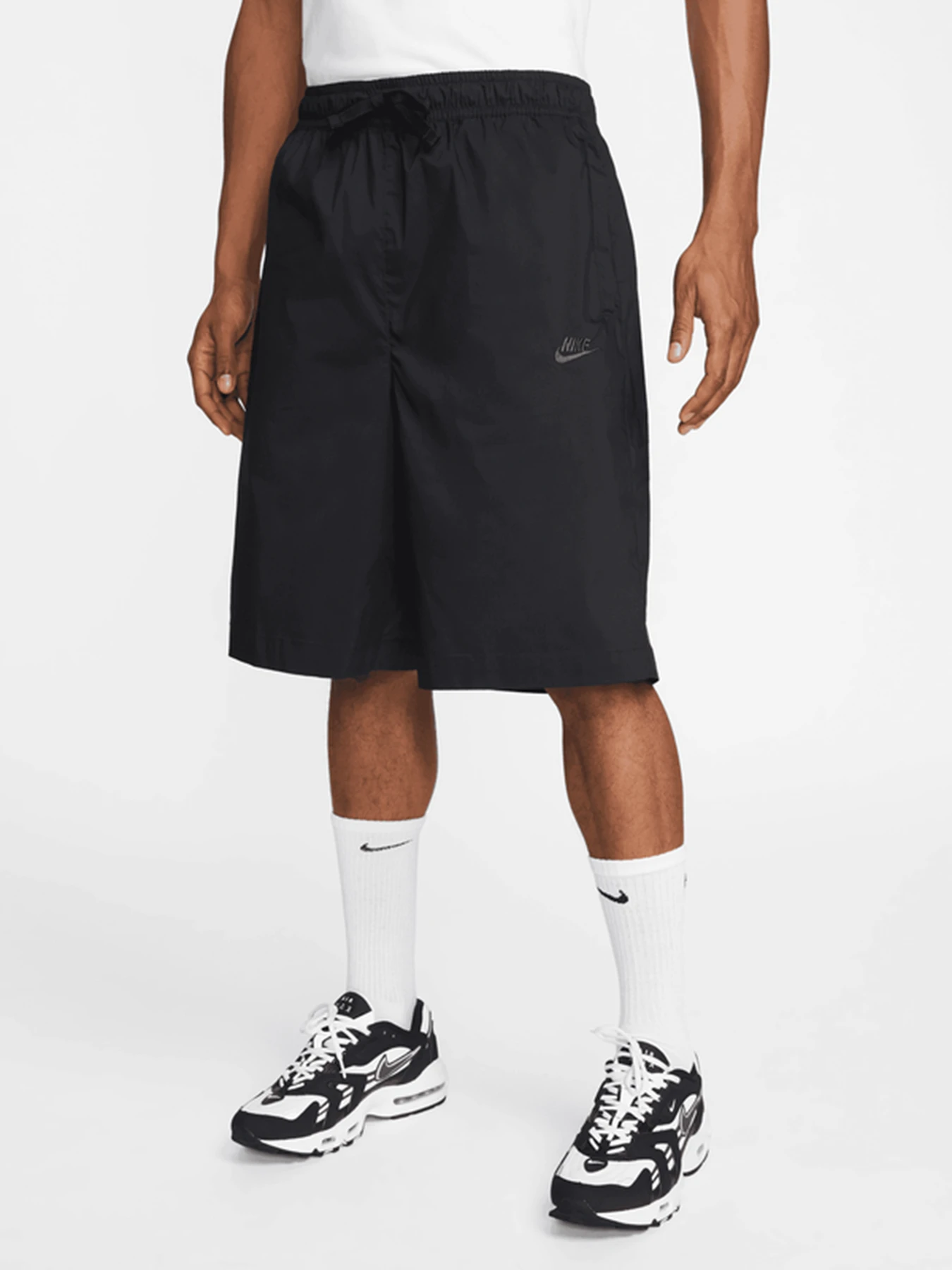 Шорти NIKE Sportswear Sport Essential модель DM6917-011 Шорти NIKE Sportswear Sport Essential модель DM6917-011 Фото