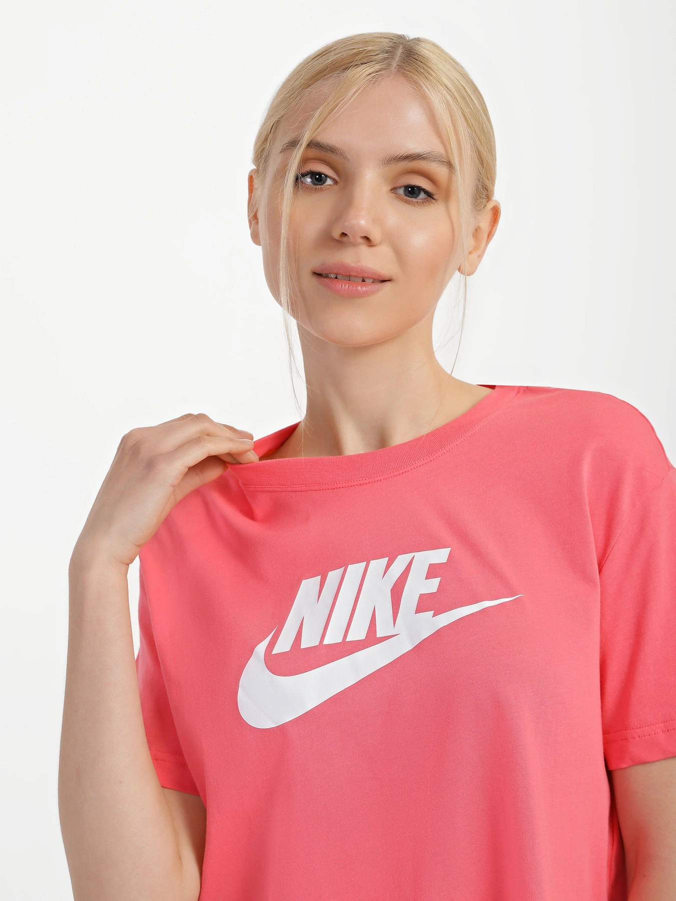 Футболки и поло NIKE Sportswear Essential модель BV6175-894 Футболки и поло NIKE Sportswear Essential модель BV6175-894 Фото