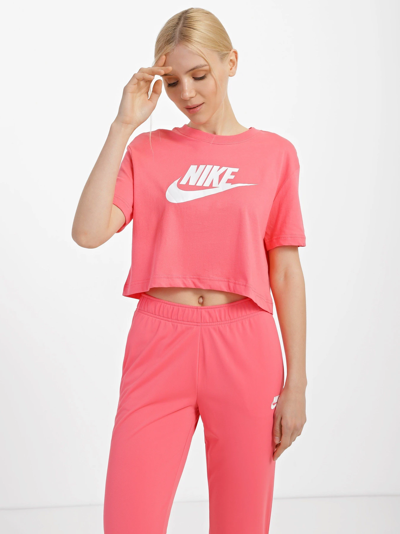 Футболки и поло NIKE Sportswear Essential модель BV6175-894 Футболки и поло NIKE Sportswear Essential модель BV6175-894 Фото