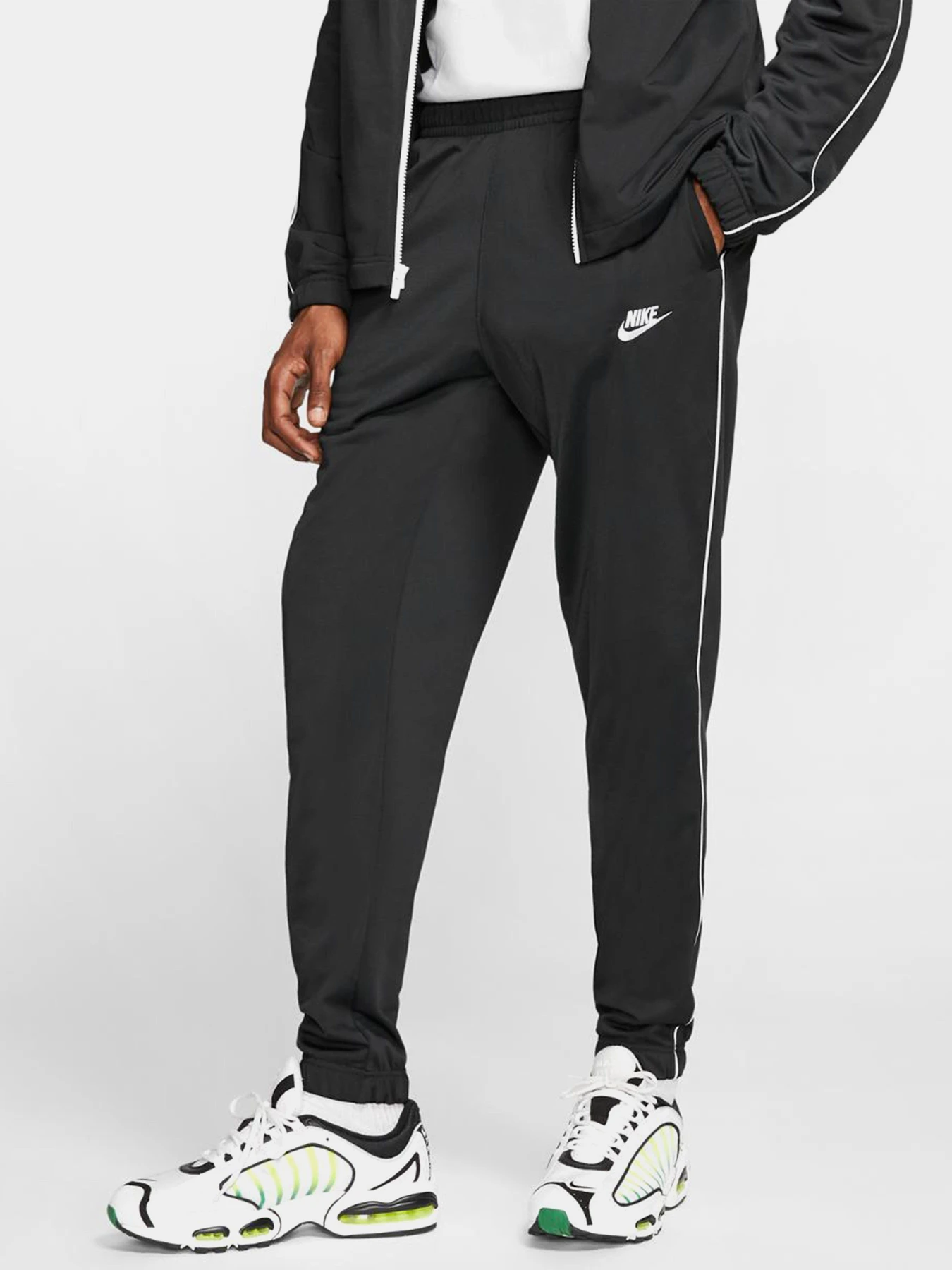 Костюми NIKE Nsw Ce Trk Suit Wvn Basic модель BV3034-010 Фото
