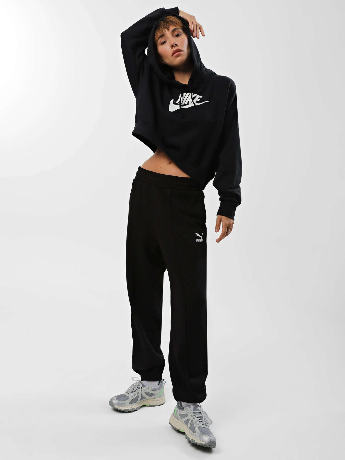 Худі та світшоти NIKE Club модель DQ5850-010 Худі та світшоти NIKE Club модель DQ5850-010 Фото
