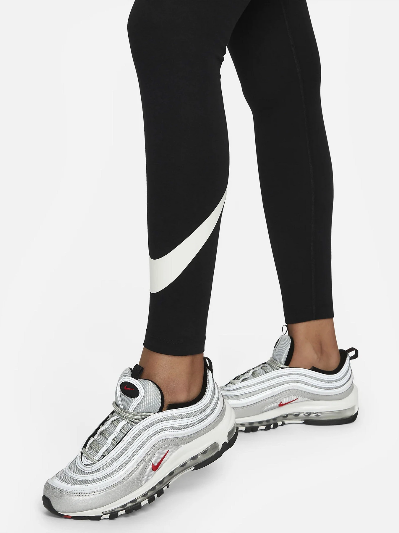 Брюки NIKE NEW CLUB модель DV7795-010 Фото