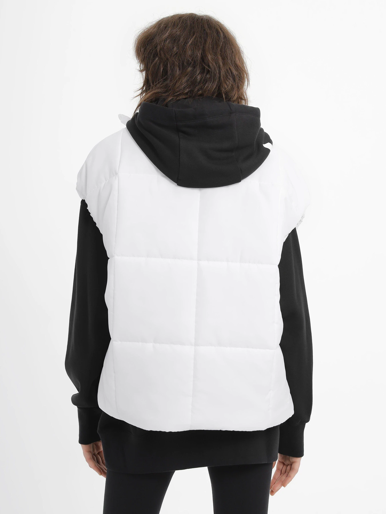 Куртки та дублянки NIKE Sportswear Classic Therma-FIT модель FB7679-100 Куртки та дублянки NIKE Sportswear Classic Therma-FIT модель FB7679-100 Фото