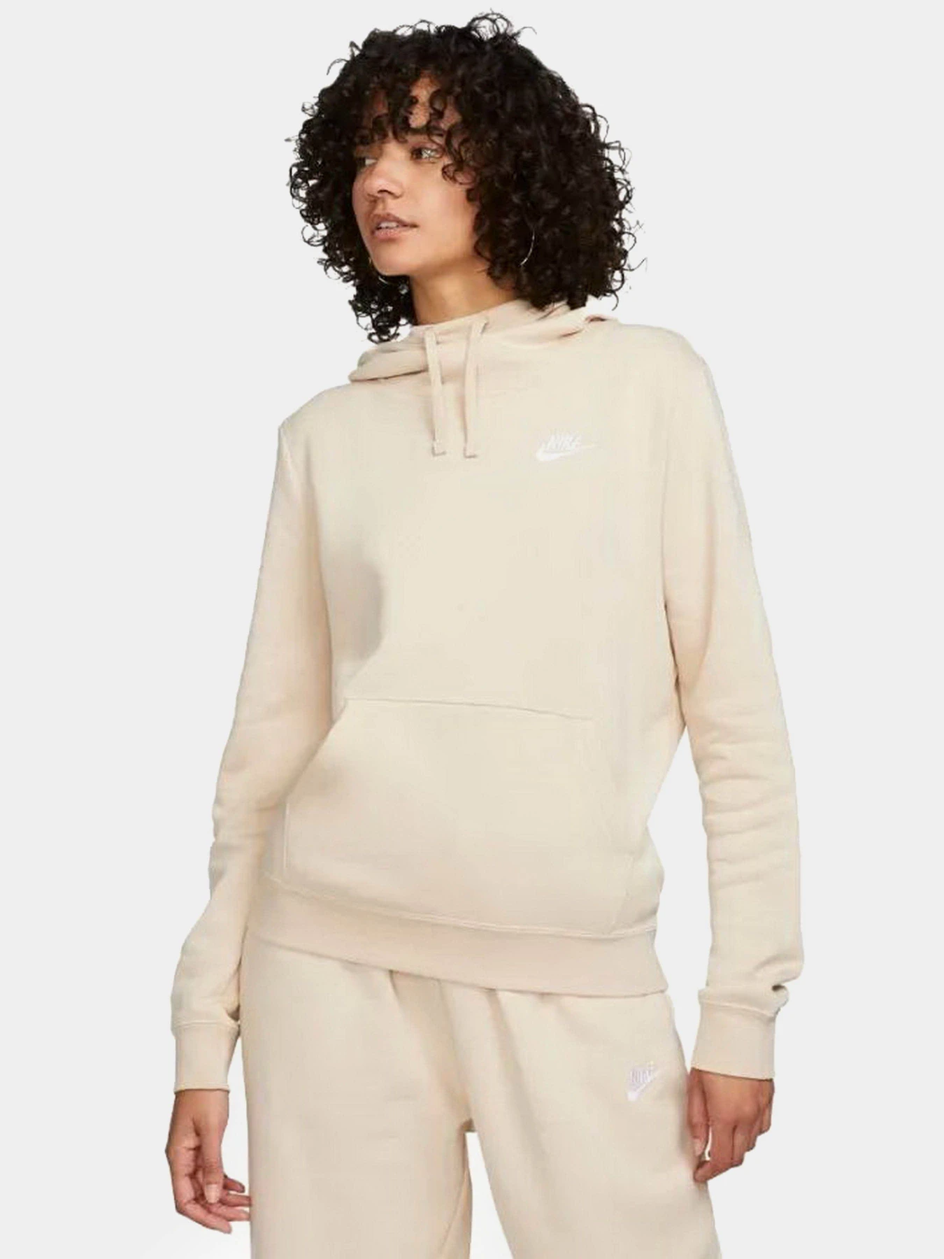 Худи и свитшоты NIKE Sportswear Club модель DQ5415-126 Худи и свитшоты NIKE Sportswear Club модель DQ5415-126 Фото