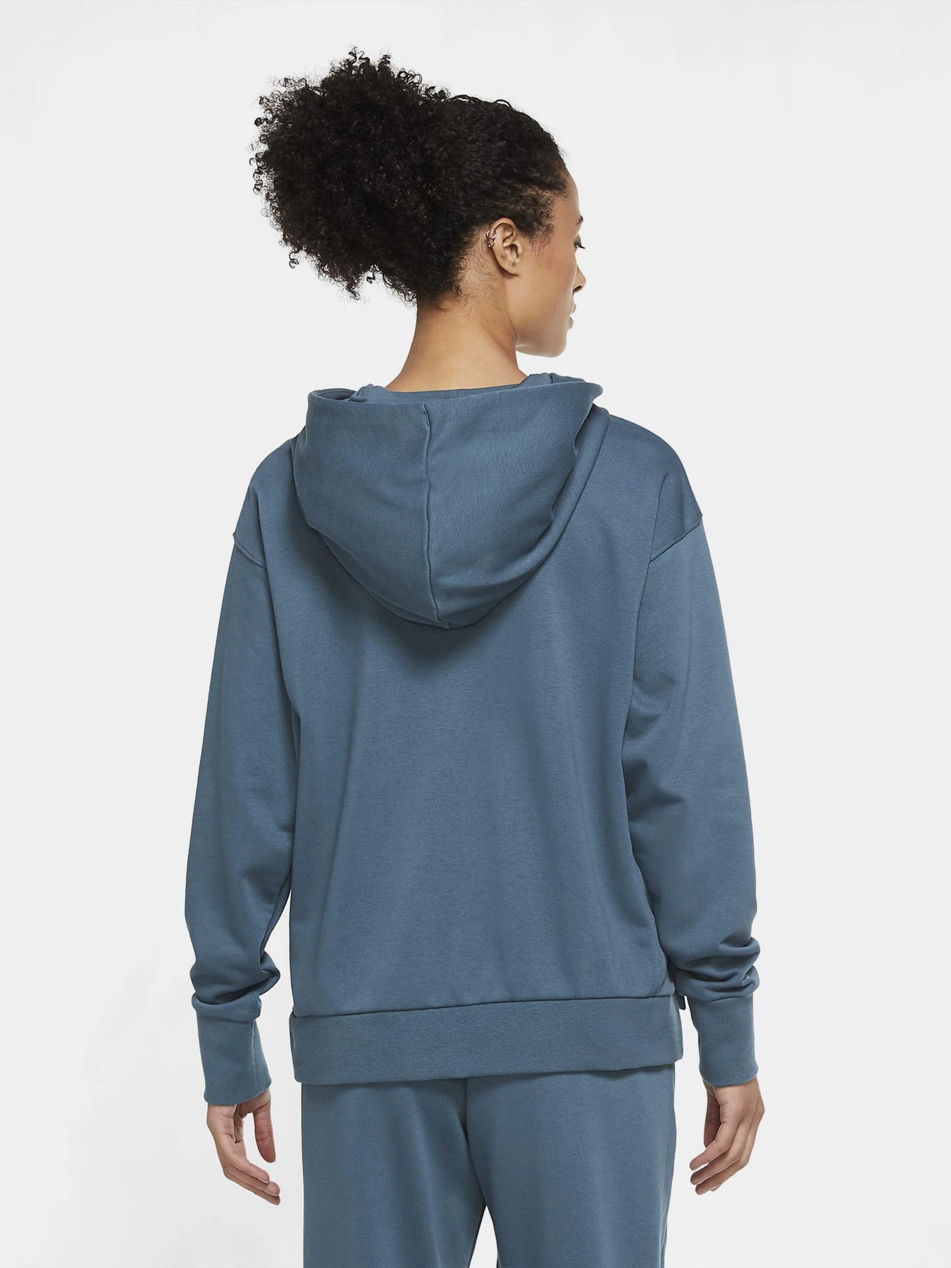 Худи и свитшоты NIKE Swoosh Fly Standard Issue модель CU3479-058 Худи и свитшоты NIKE Swoosh Fly Standard Issue модель CU3479-058 Фото