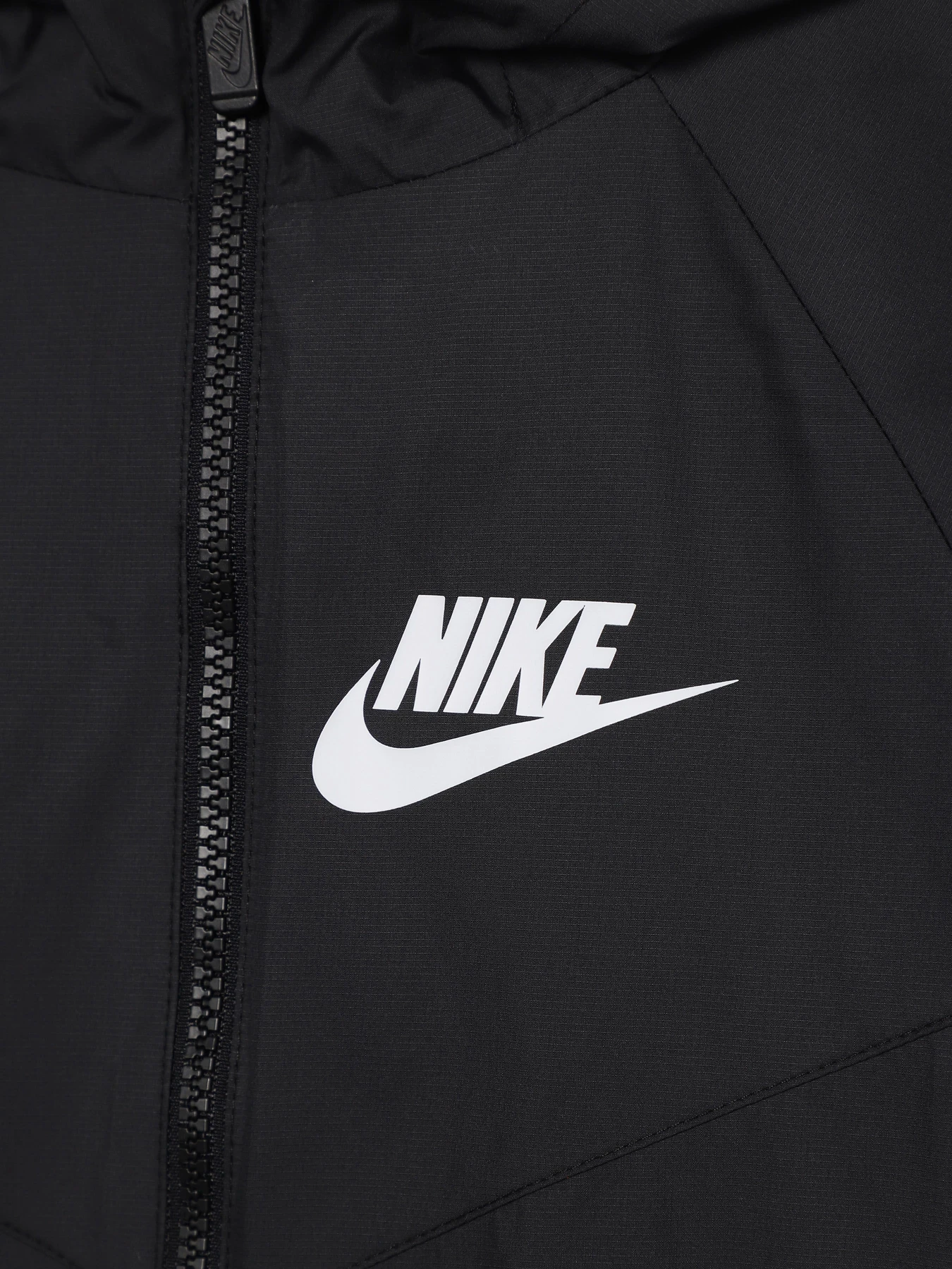 Куртки и дубленки NIKE Sportswear Windrunner модель 850443-011 Фото