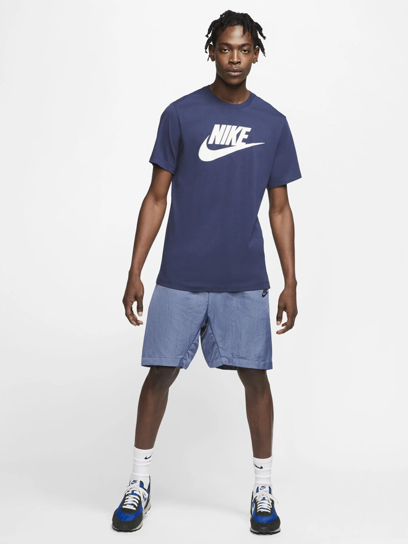 Футболки и поло NIKE Sportswear модель AR5004-411 Футболки и поло NIKE Sportswear модель AR5004-411 Фото