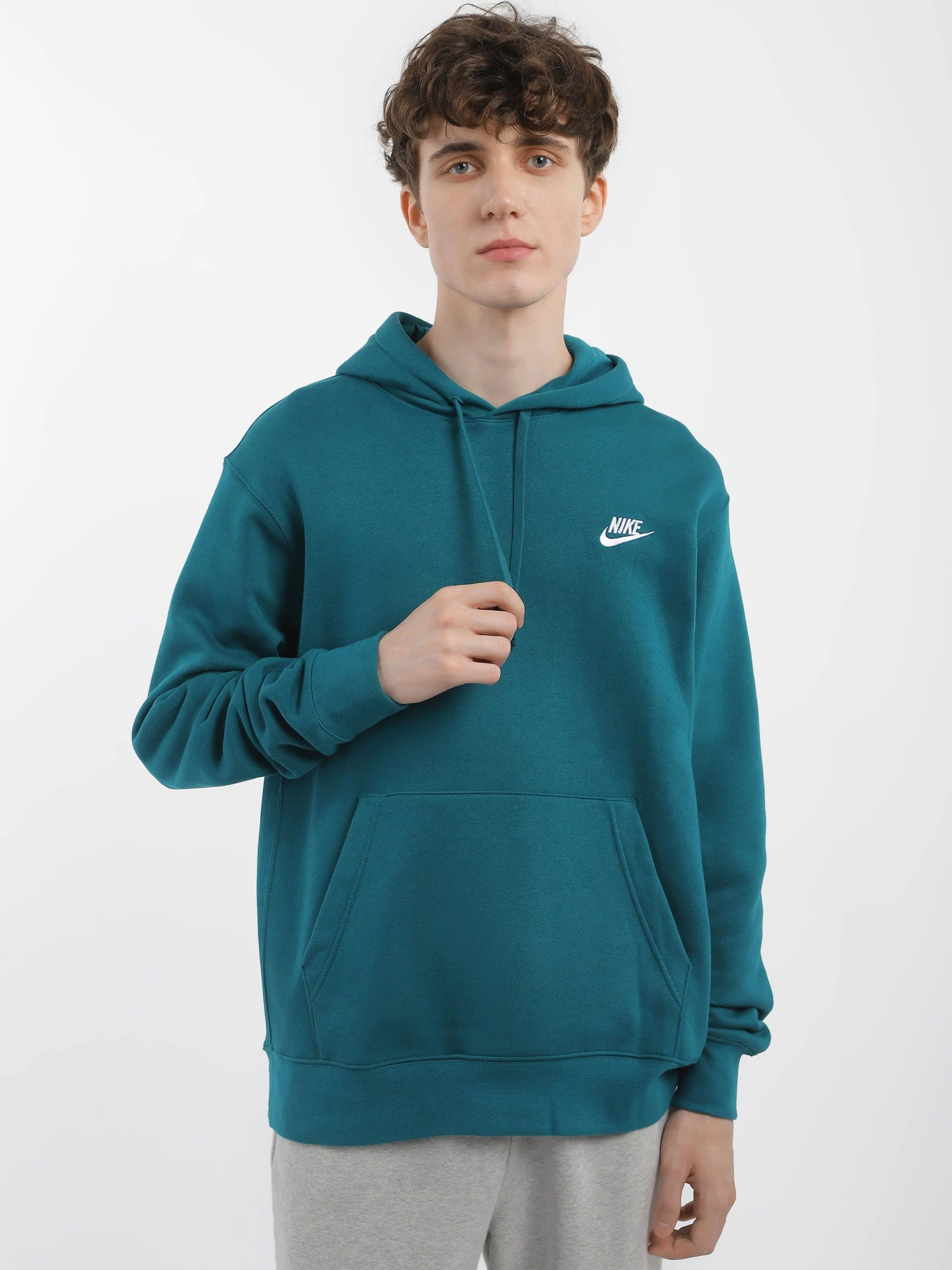Худі та світшоти NIKE Nsw Club Fleece модель BV2654-381 Худі та світшоти NIKE Nsw Club Fleece модель BV2654-381 Фото