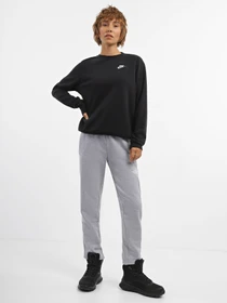 Худи и свитшоты NIKE Sportswear Club Fleece Crewneck модель DQ5473-010 Фото