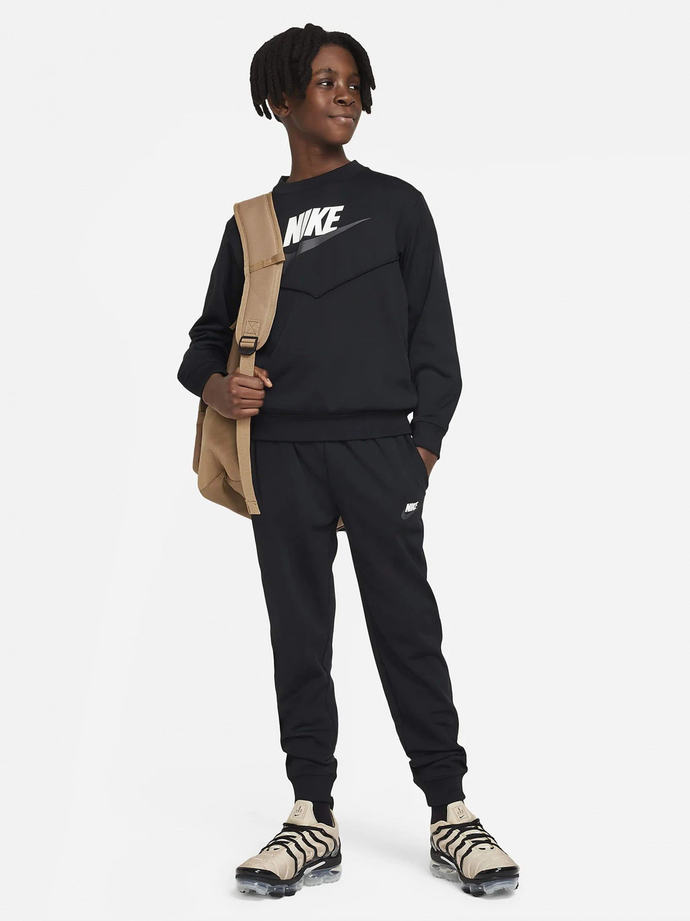 Костюмы NIKE POLY CREW HBR модель FD3090-010 Костюмы NIKE POLY CREW HBR модель FD3090-010 Фото