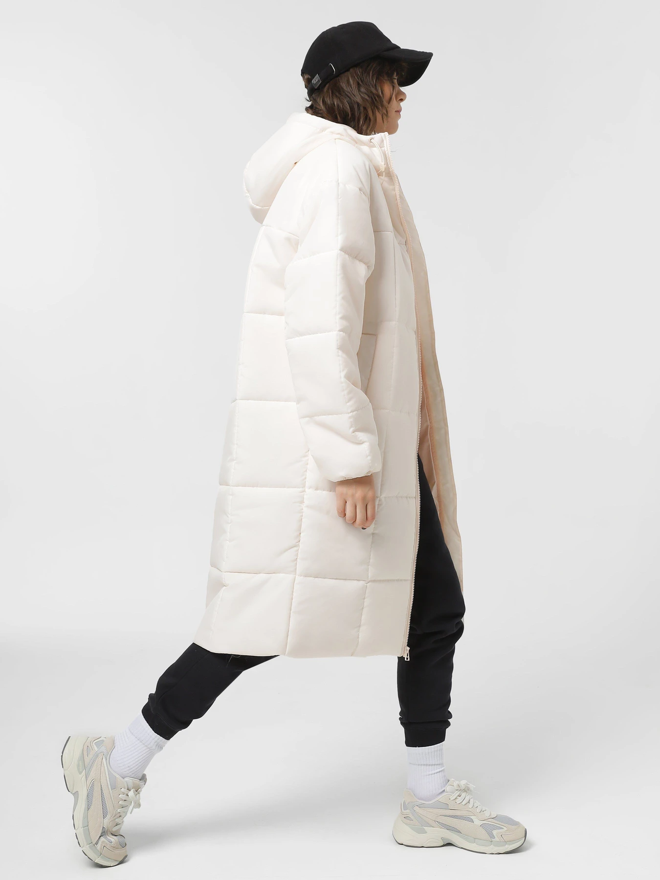 Куртки и дубленки NIKE Sportswear Classic Puffer модель FB7675-838 Фото