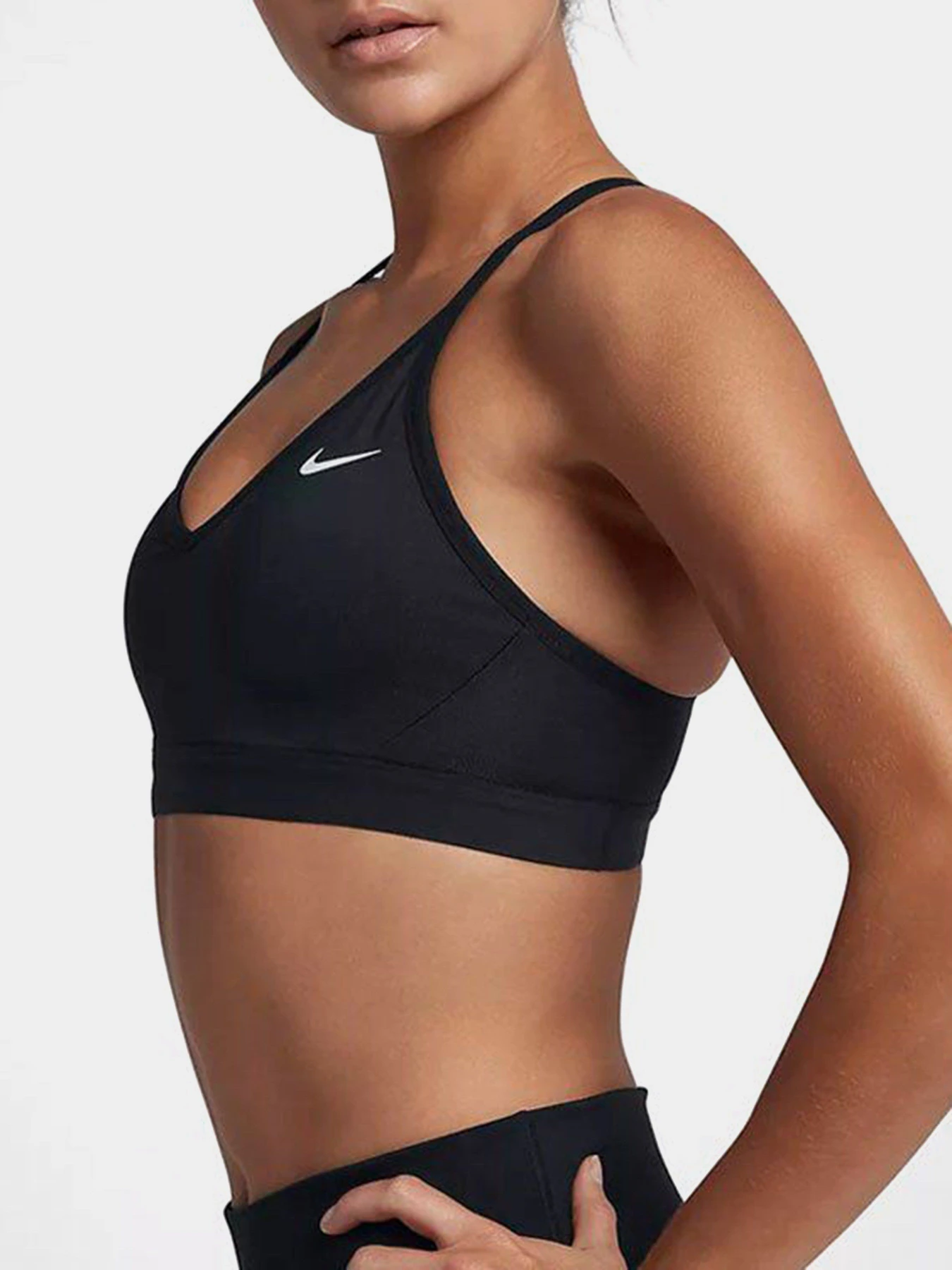 Футболки і поло NIKE INDY модель 878614-011 Футболки і поло NIKE INDY модель 878614-011 Фото