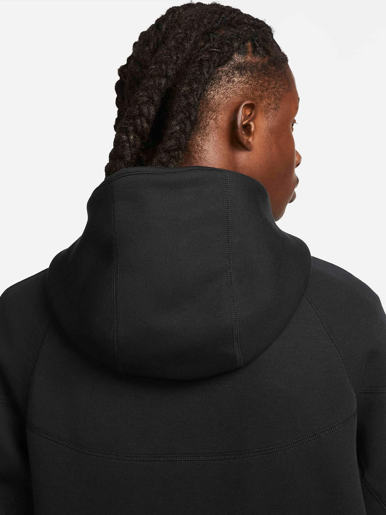 Худі та світшоти NIKE SPORTSWEAR TECH FLEECE WINDRUN модель FB7921-010 Худі та світшоти NIKE SPORTSWEAR TECH FLEECE WINDRUN модель FB7921-010 Фото