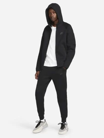 Худі та світшоти NIKE SPORTSWEAR TECH FLEECE WINDRUN модель FB7921-010 Фото