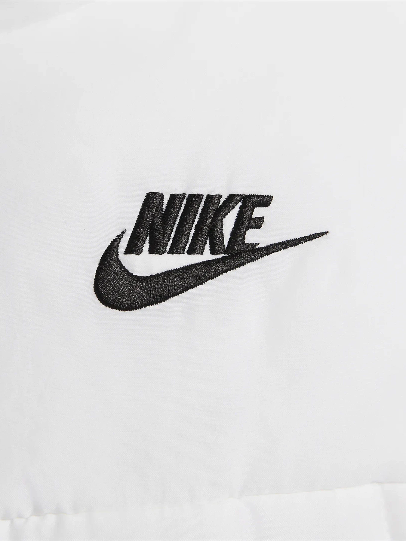 Куртки та дублянки NIKE Sportswear Essential Therma Classic Puffer модель FB7672-100 Куртки та дублянки NIKE Sportswear Essential Therma Classic Puffer модель FB7672-100 Фото