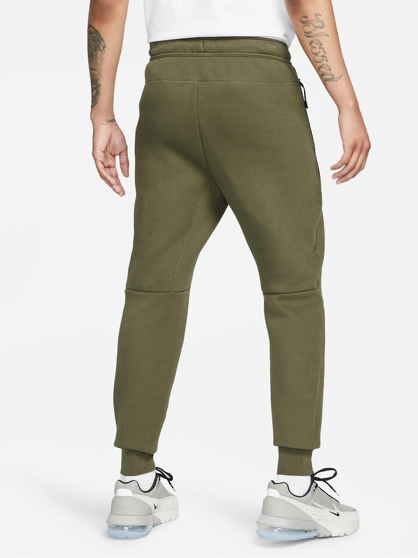 Штани NIKE Sportswear Tech Fleece модель FB8002-222 Фото
