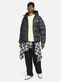Куртки и дубленки NIKE WINDRUNNER PRIMALOFT® модель FB8185-010 Фото