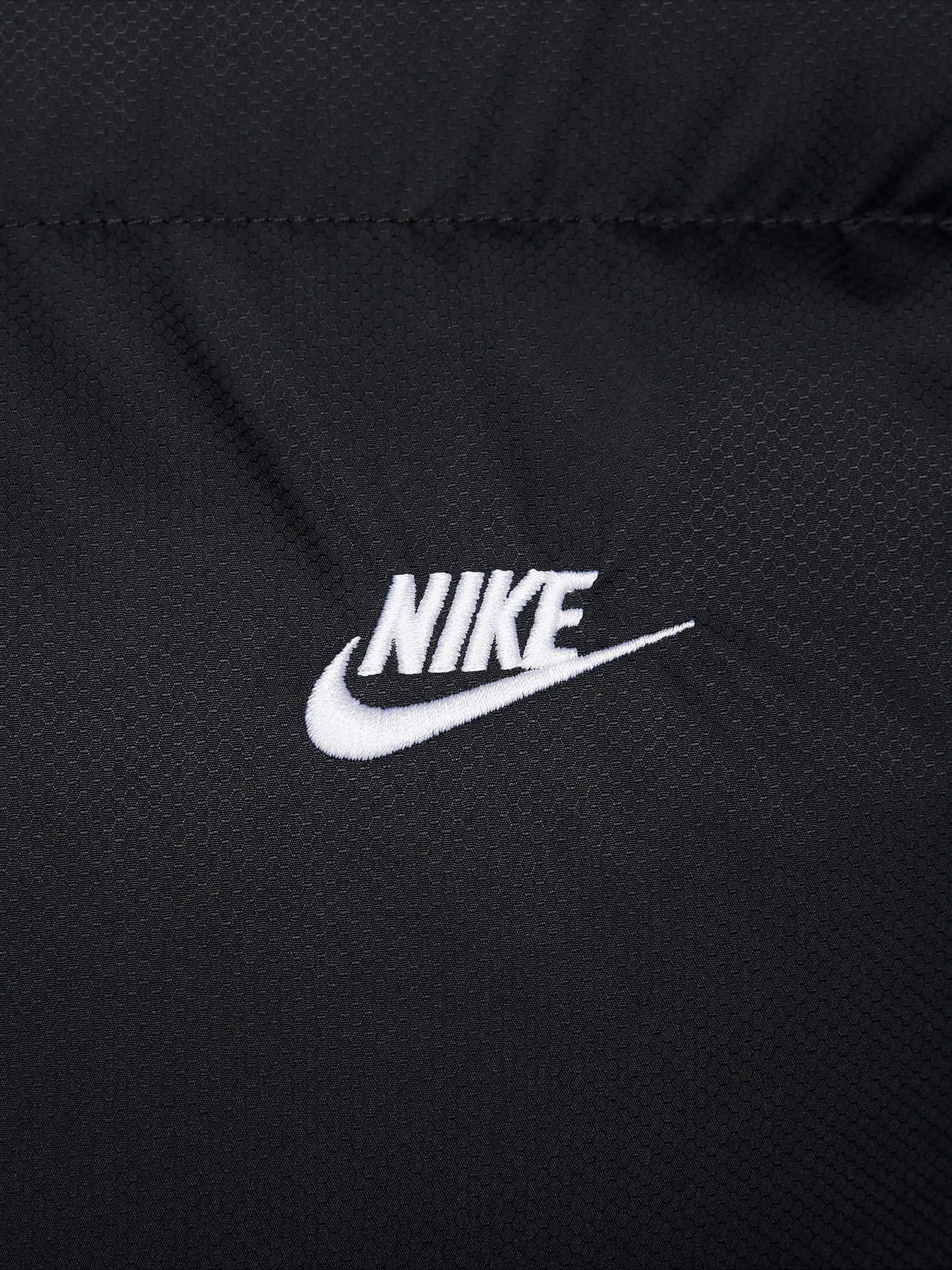 Куртки та дублянки NIKE SPORTSWEAR CLUB PUFFER модель FB7368-010 Фото
