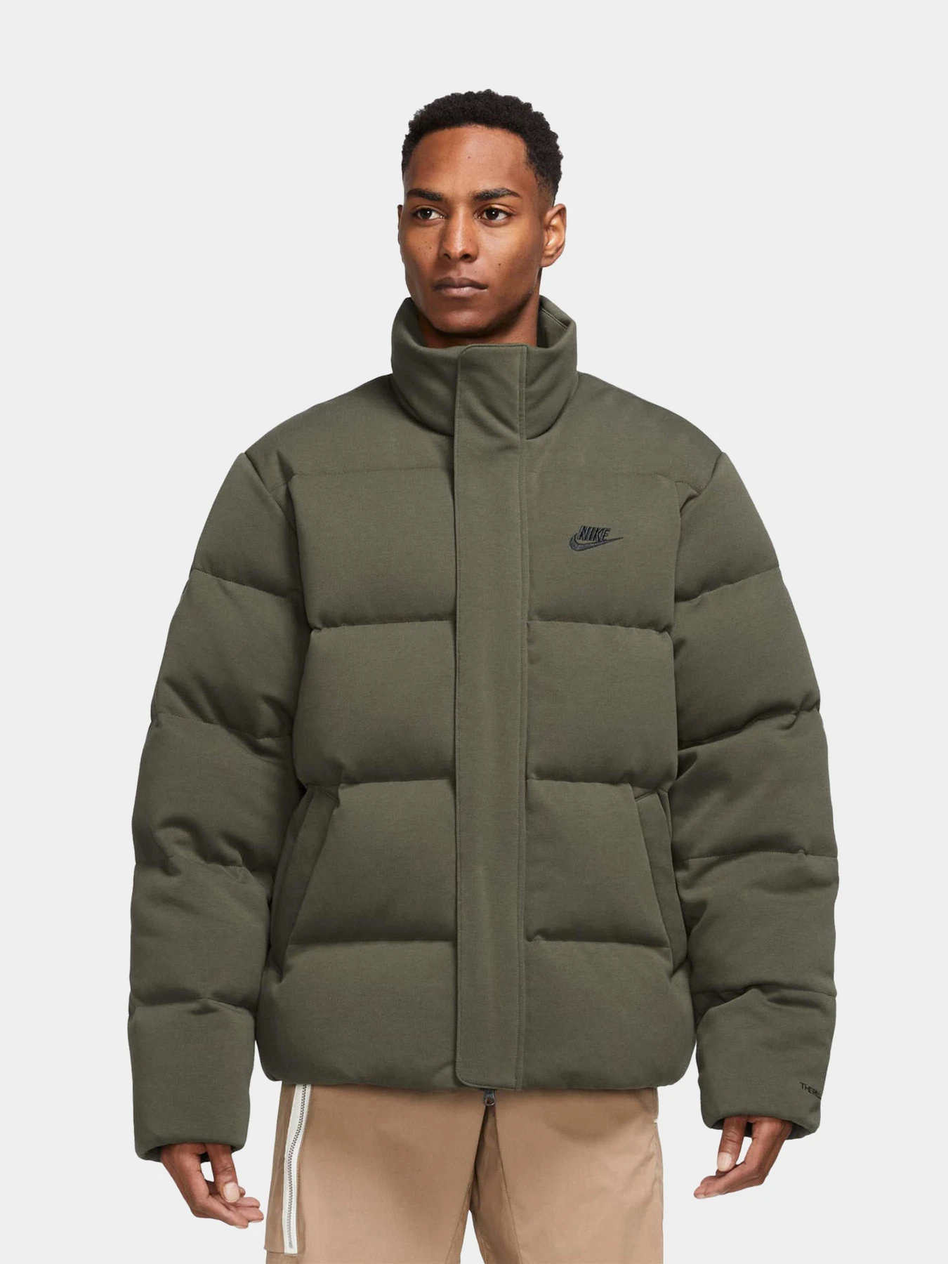 Куртки та дублянки NIKE Tech Fleece Therma Fit Oversized Puffer модель FB7854-325 Фото