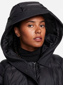 Куртки и дубленки NIKE Sportswear Swoosh Puffer PrimaLoft® модель FB8729-010 Фото