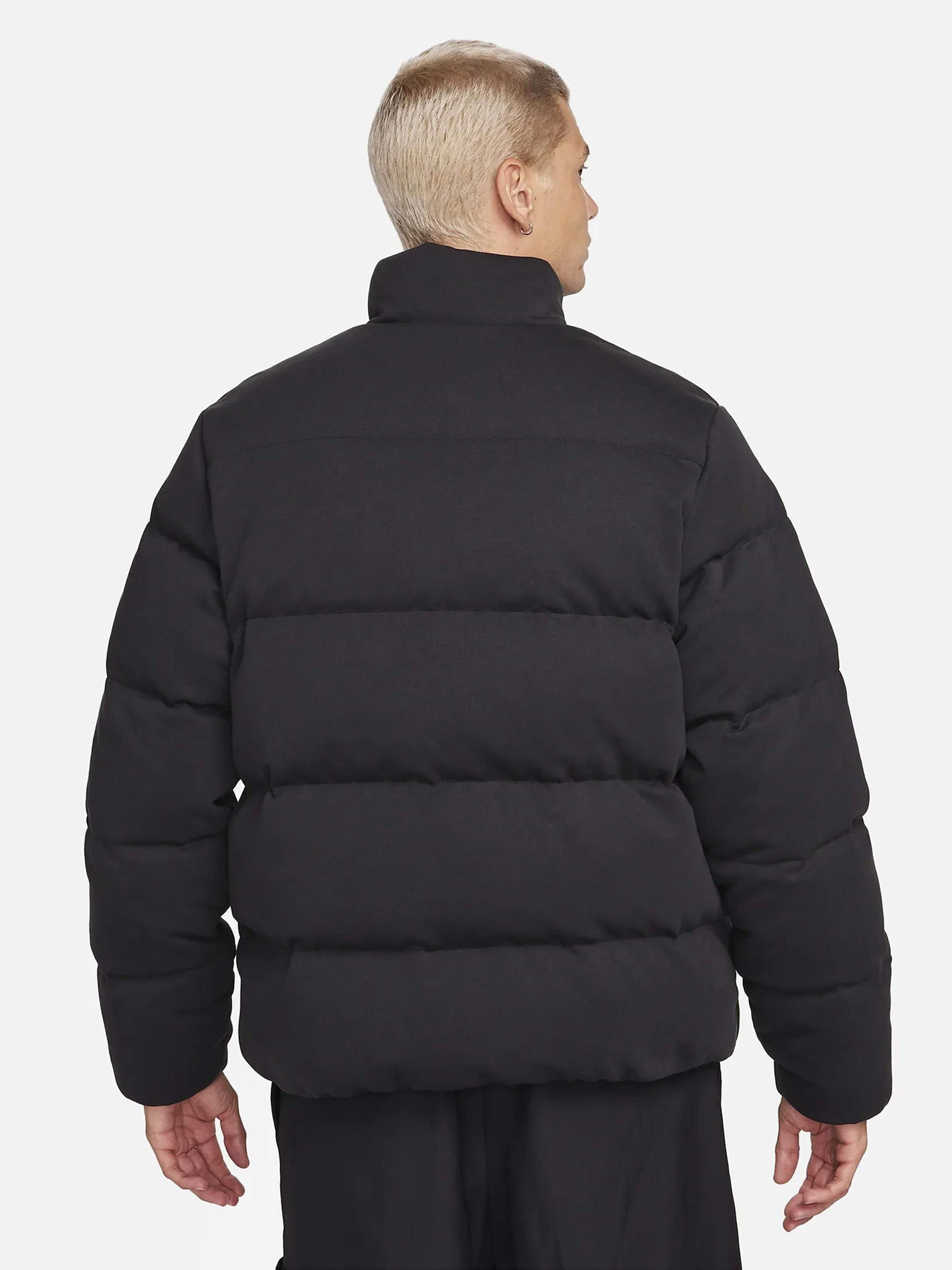 Куртки и дубленки NIKE Sportswear Oversized Puffer модель FB7854-010 Куртки и дубленки NIKE Sportswear Oversized Puffer модель FB7854-010 Фото