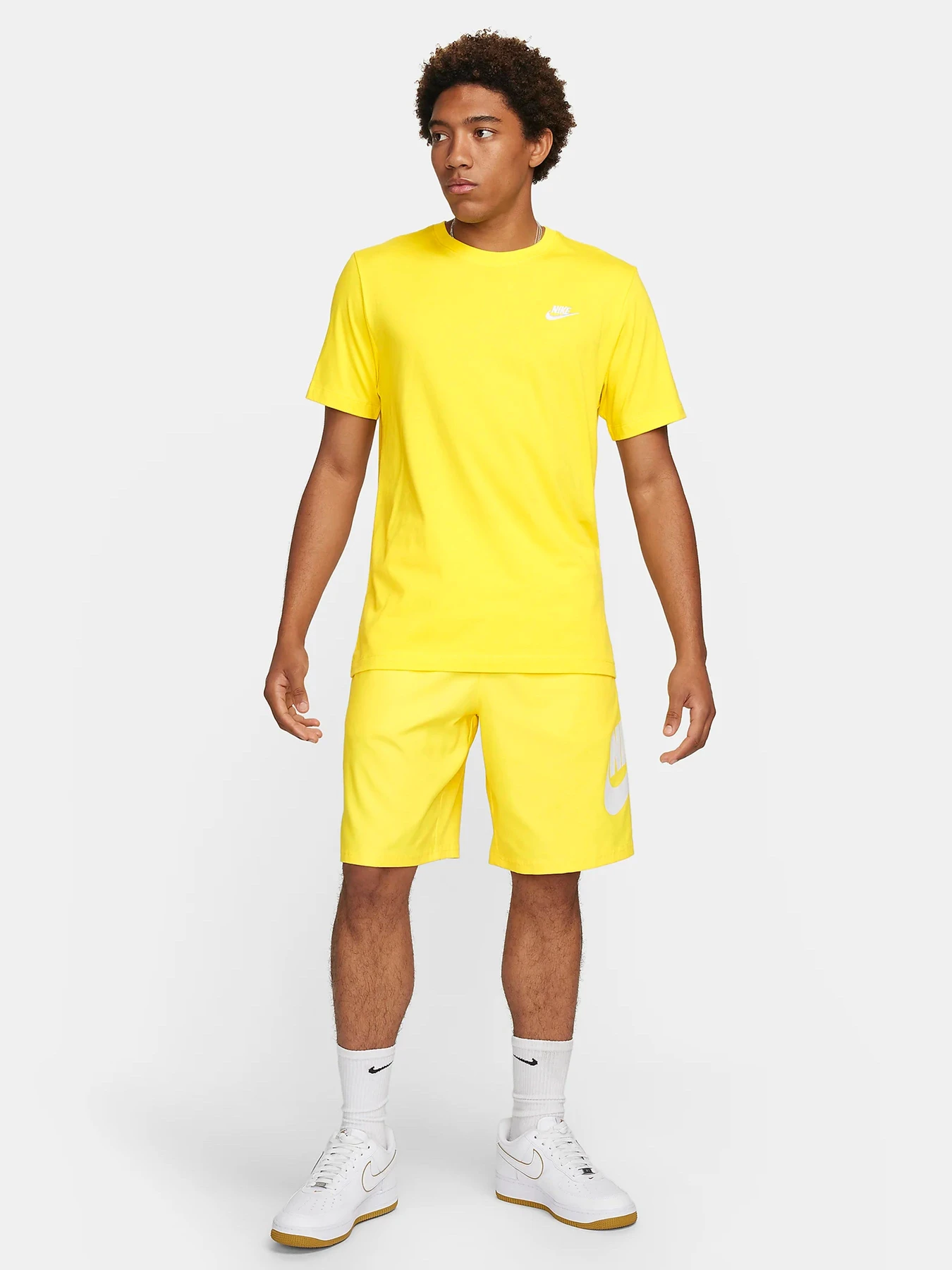 Футболки и поло NIKE SPORTSWEAR CLUB модель AR4997-718 Футболки и поло NIKE SPORTSWEAR CLUB модель AR4997-718 Фото