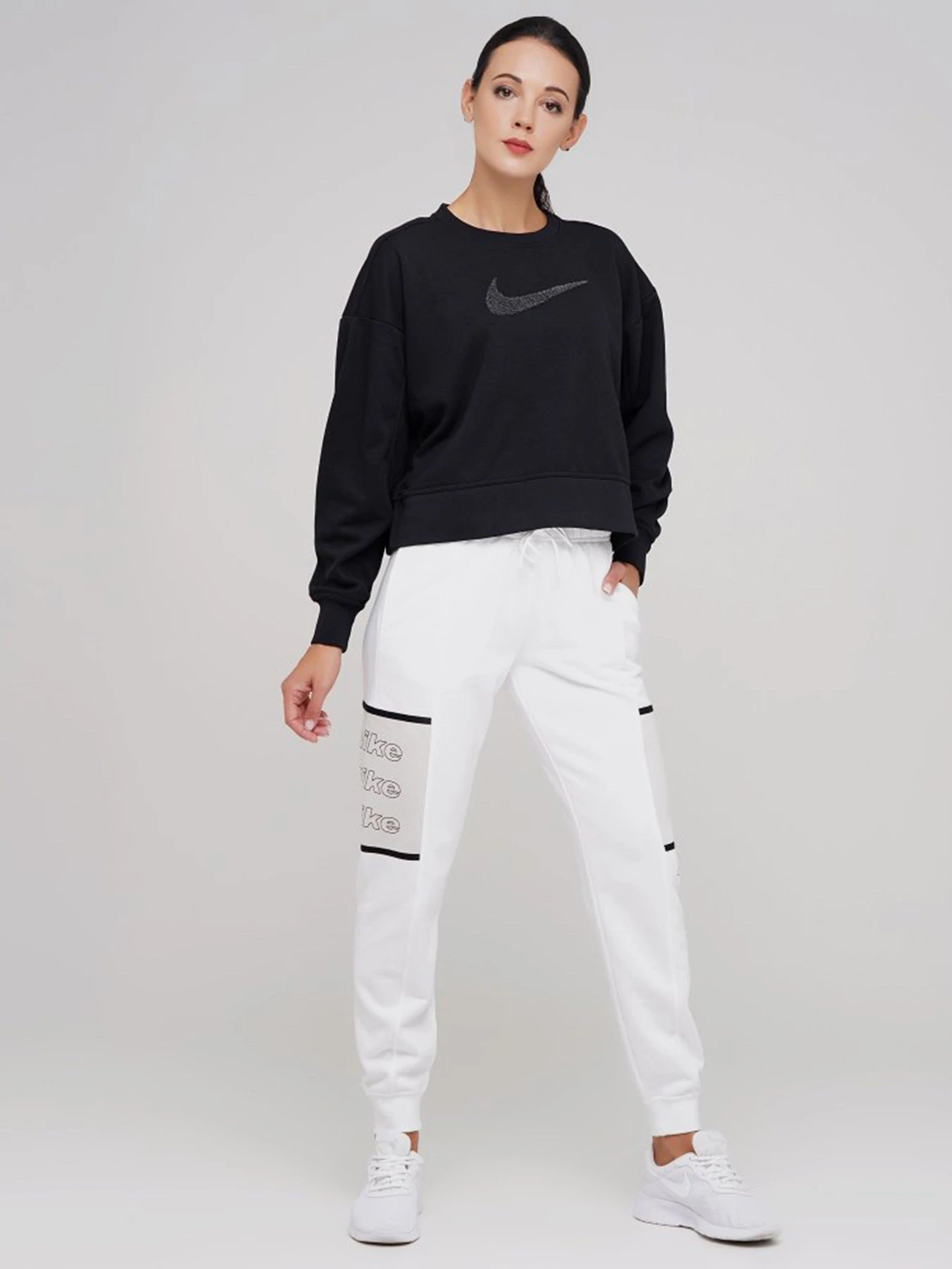 Худи и свитшоты NIKE Dri-FIT Get Fit Crew модель CU5506-010 Худи и свитшоты NIKE Dri-FIT Get Fit Crew модель CU5506-010 Фото