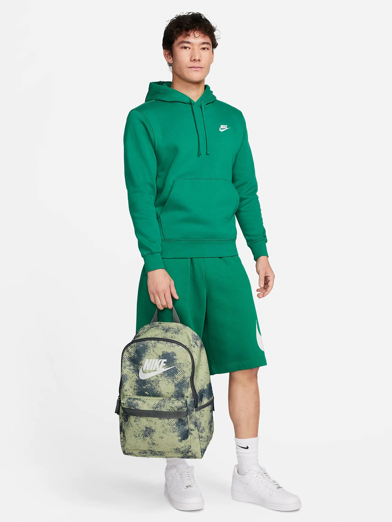 Рюкзаки NIKE HERITAGE 25L модель FN0783-371 Рюкзаки NIKE HERITAGE 25L модель FN0783-371 Фото