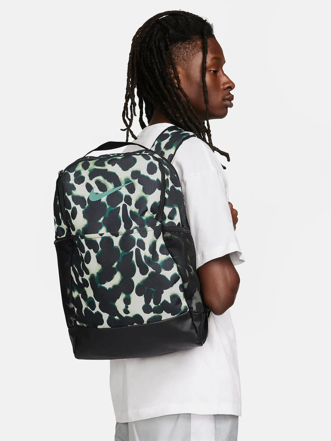 Рюкзаки NIKE BRASILIA 24L модель FN1348-010 Рюкзаки NIKE BRASILIA 24L модель FN1348-010 Фото