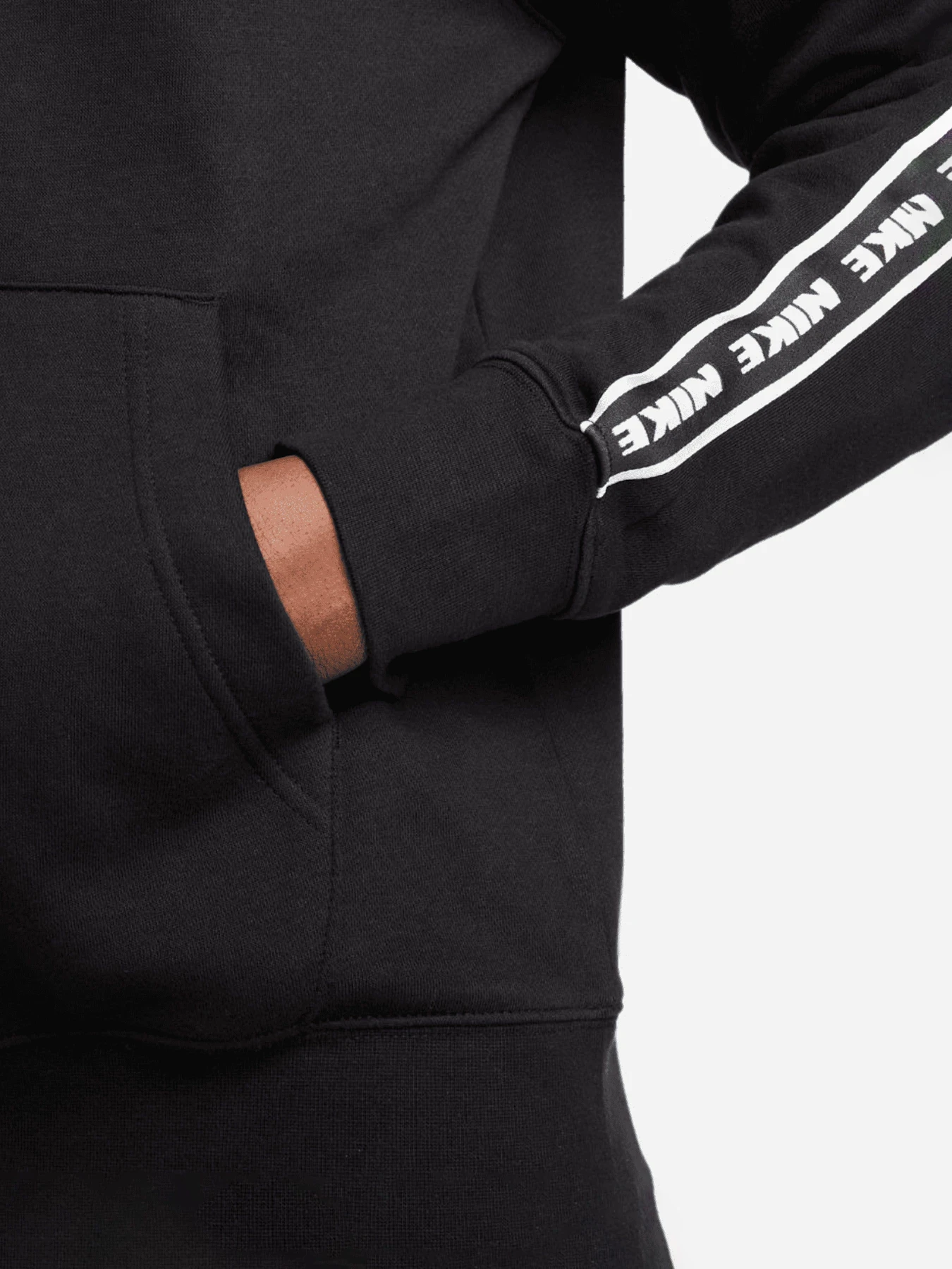 Костюмы NIKE CLUB KNIT модель FB7296-010 Костюмы NIKE CLUB KNIT модель FB7296-010 Фото