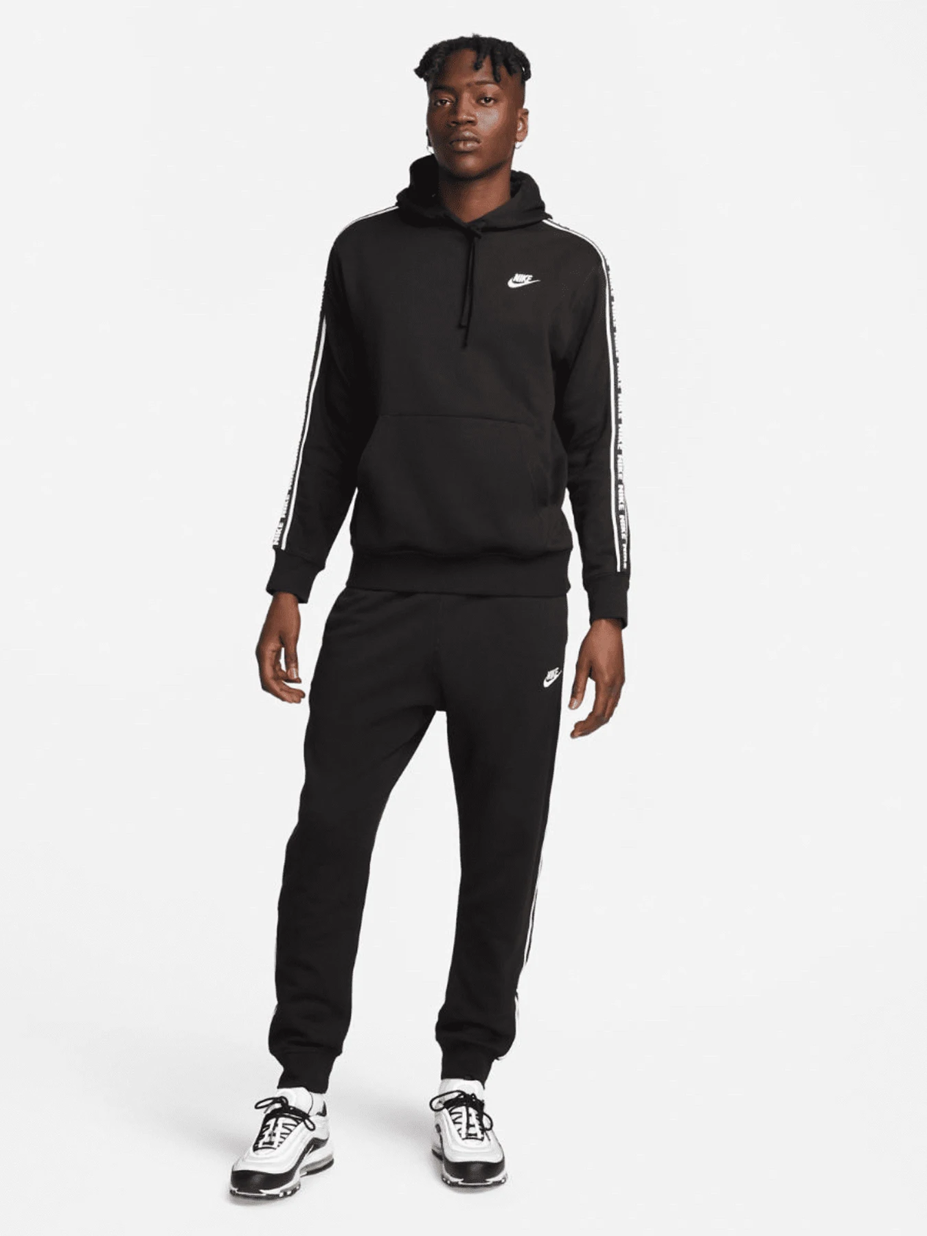 Костюмы NIKE CLUB KNIT модель FB7296-010 Костюмы NIKE CLUB KNIT модель FB7296-010 Фото