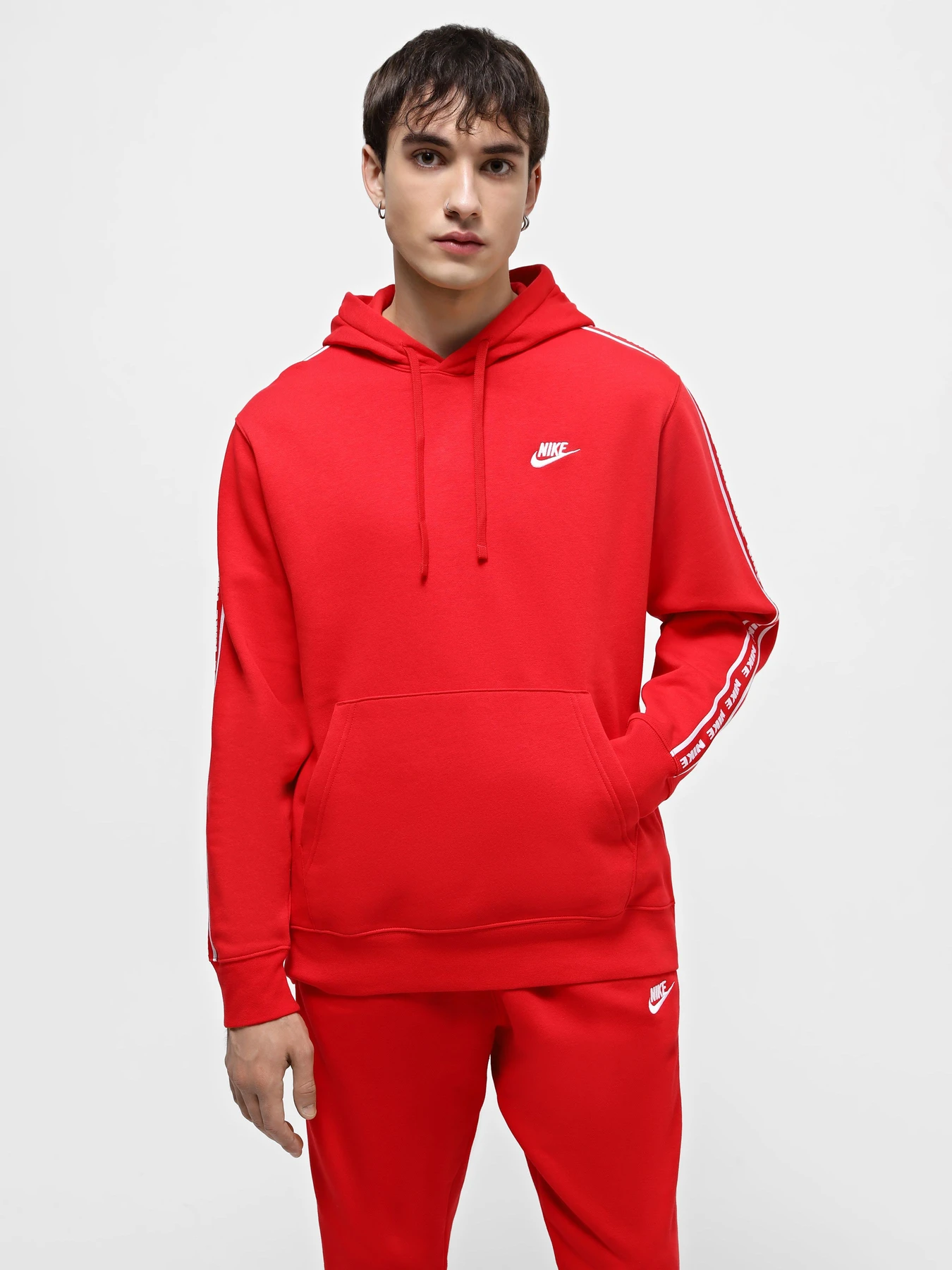 Костюми NIKE CLUB FLEECE GRAPHIC HOODED модель FB7296-657 Костюми NIKE CLUB FLEECE GRAPHIC HOODED модель FB7296-657 Фото