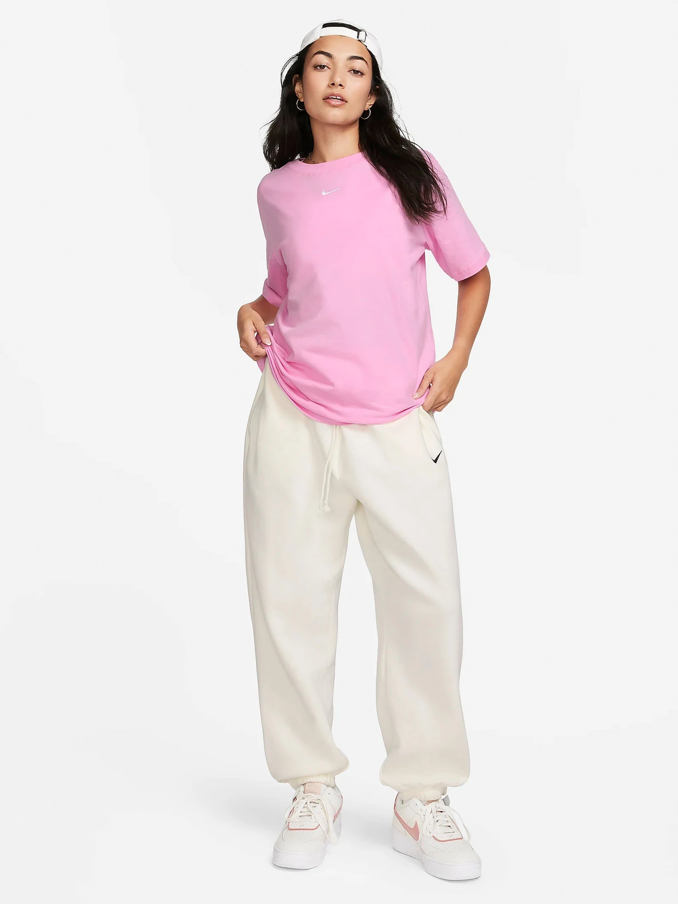 Футболки і поло NIKE SPORTSWEAR ESSENTIAL модель FD4149-625 Футболки і поло NIKE SPORTSWEAR ESSENTIAL модель FD4149-625 Фото