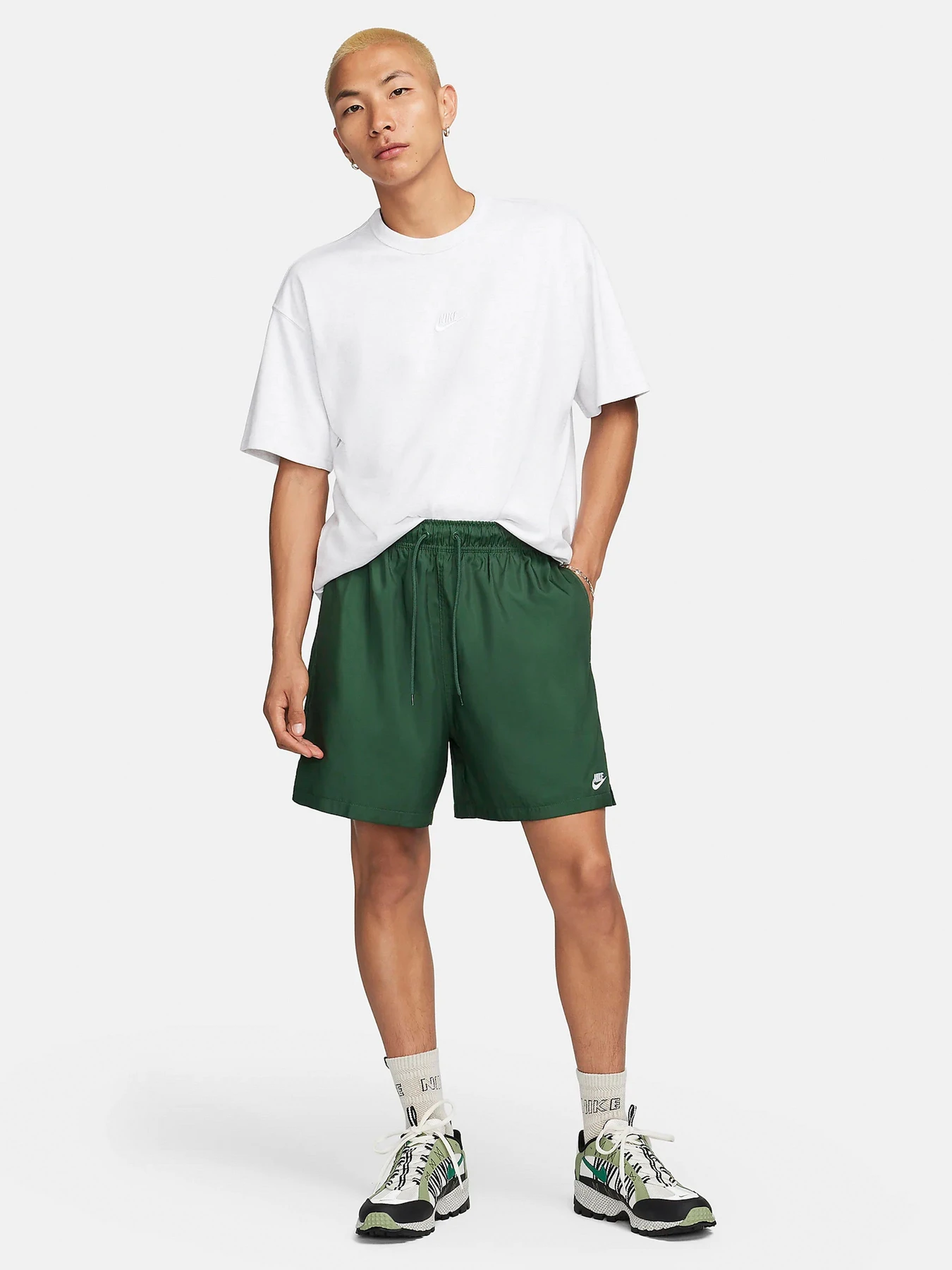 Шорты NIKE CLUB WOVEN FLOW модель FN3307-323 Шорты NIKE CLUB WOVEN FLOW модель FN3307-323 Фото