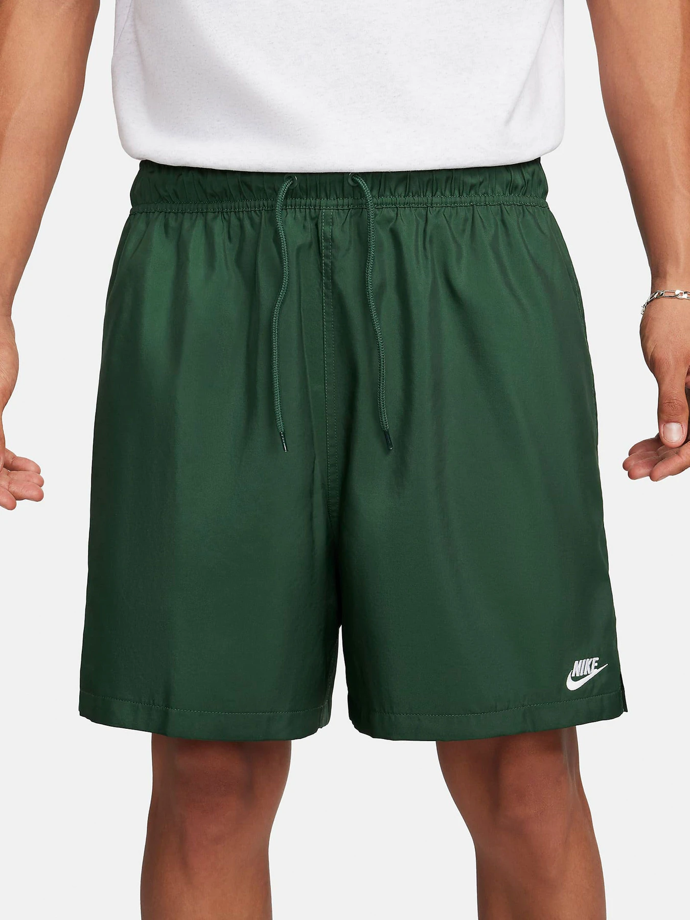 Шорты NIKE CLUB WOVEN FLOW модель FN3307-323 Шорты NIKE CLUB WOVEN FLOW модель FN3307-323 Фото