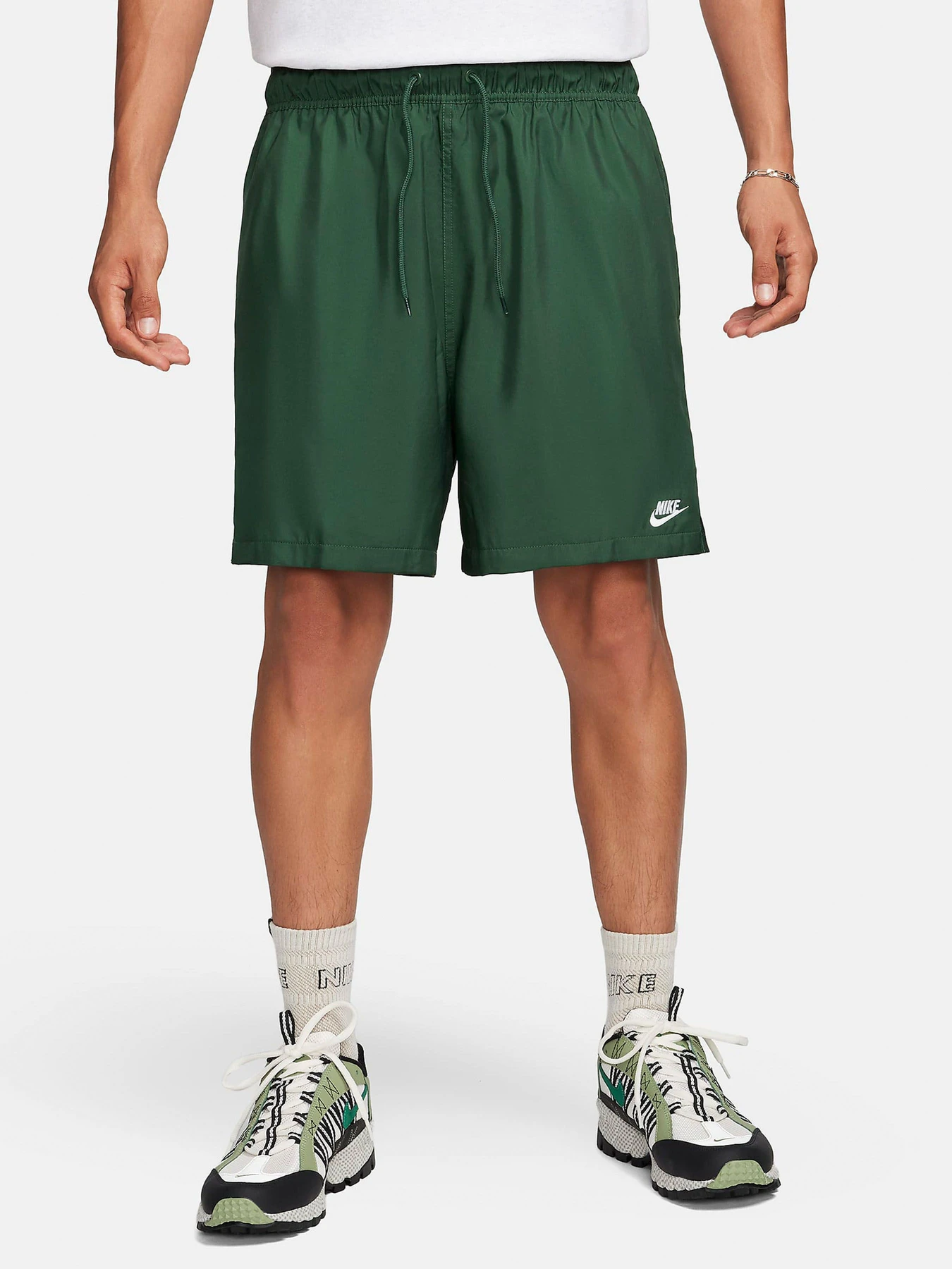 Шорты NIKE CLUB WOVEN FLOW модель FN3307-323 Шорты NIKE CLUB WOVEN FLOW модель FN3307-323 Фото