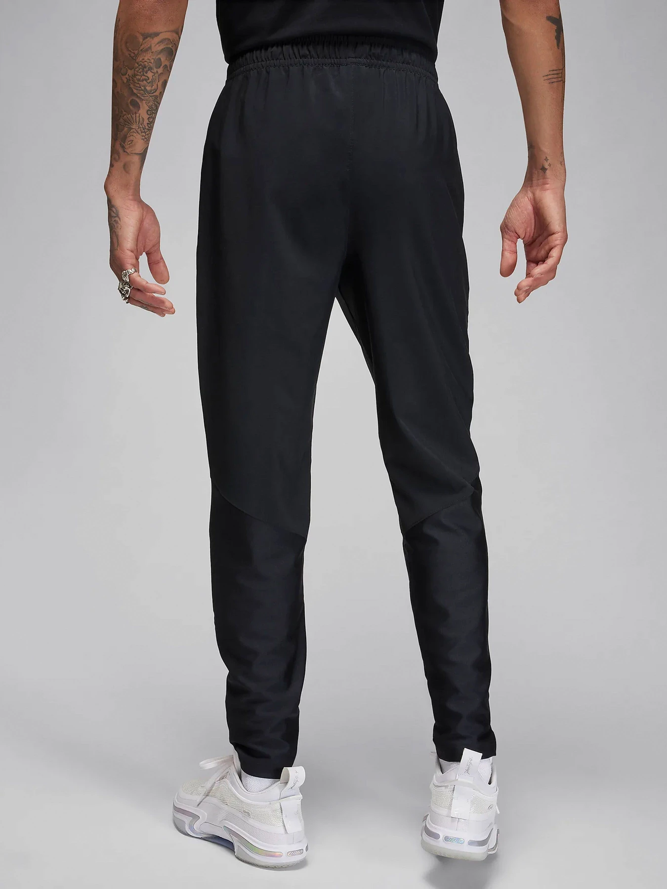 Штани NIKE AIR JORDAN DRI-FIT SPORT модель FN5840-010 Штани NIKE AIR JORDAN DRI-FIT SPORT модель FN5840-010 Фото