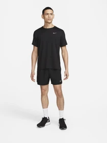 Футболки и поло NIKE DRI-FIT UV MILER модель DV9315-010 Фото