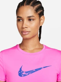 Футболки и поло NIKE NIKE ONE SWSH HBR DF SS TOP модель FN2618-675 Фото