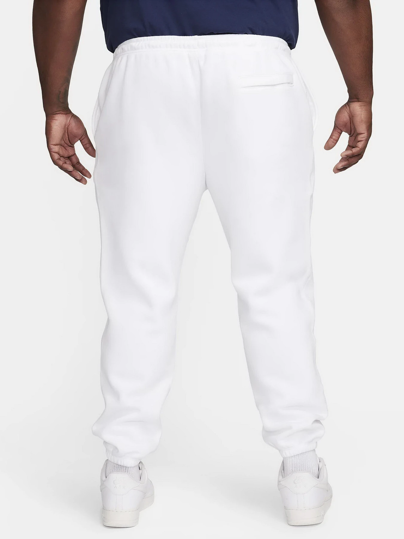 Брюки NIKE CLUB BB CF ARCH GX модель FV4453-100 Брюки NIKE CLUB BB CF ARCH GX модель FV4453-100 Фото