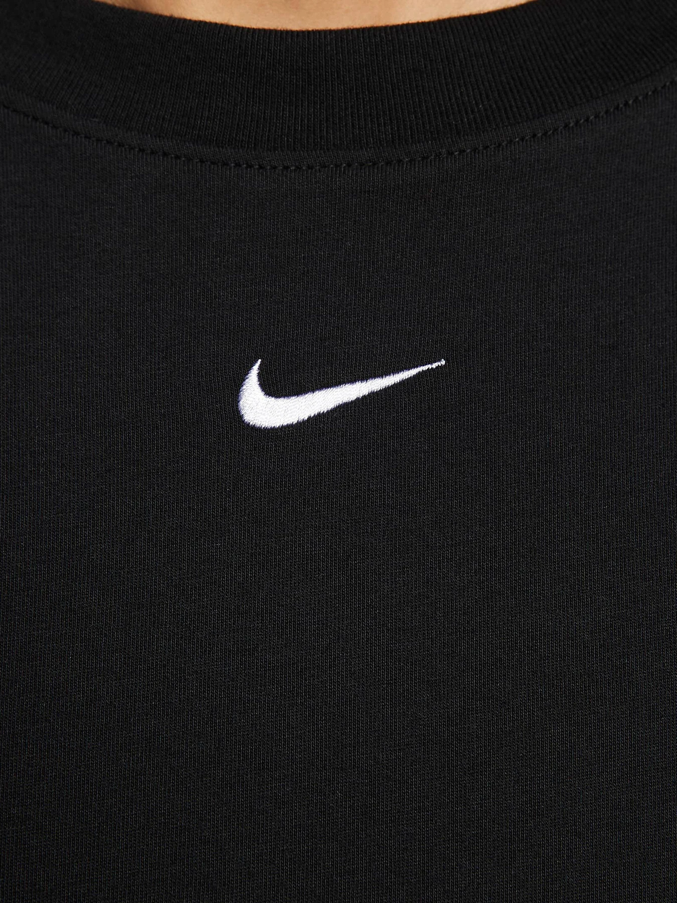 Платья NIKE ESSNTL SS модель DV7882-010 Платья NIKE ESSNTL SS модель DV7882-010 Фото