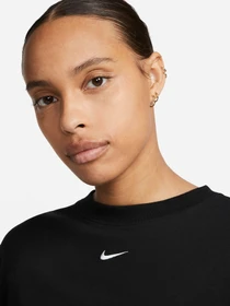Платья NIKE ESSNTL SS модель DV7882-010 Фото